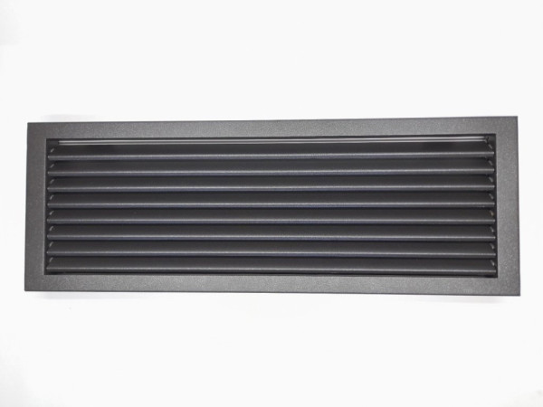 Rovná lamelová mřížka 70x21 Exteriér (1)