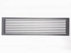 Rovná lamelová mřížka 80x21 Exteriér (2)