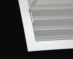 Krbová mřížka moderní 210x210 regulovatelná bílá (2)